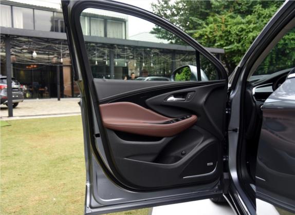 昂科威 2018款 28T 四驱全能运动旗舰型 车厢座椅   前门板