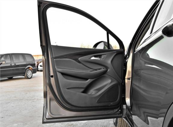 昂科威 2018款 20T 两驱精英型 车厢座椅   前门板