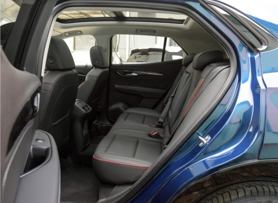 昂科威 2022款 昂科威S GS 四驱运动型 车厢座椅   后排空间