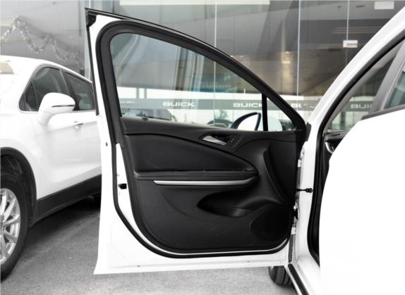 威朗 2015款 三厢 20T 双离合领先型 车厢座椅   前门板