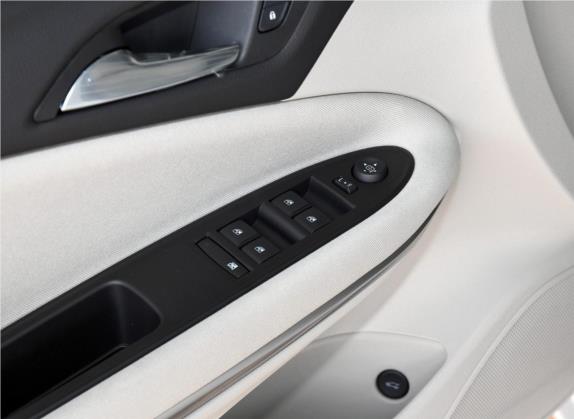 威朗 2020款 15T 自动进取型 车厢座椅   门窗控制