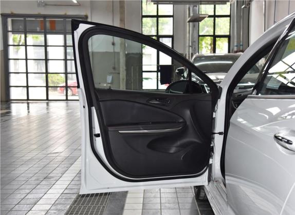 威朗 2020款 GS 20T CVT豪华型 车厢座椅   前门板
