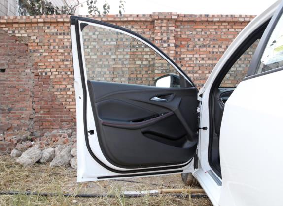 威朗 2023款 Pro GS 猎风版 车厢座椅   前门板