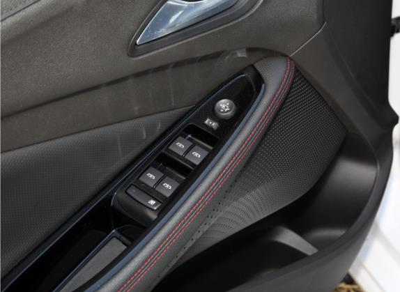 威朗 2023款 Pro GS 猎风版 车厢座椅   门窗控制