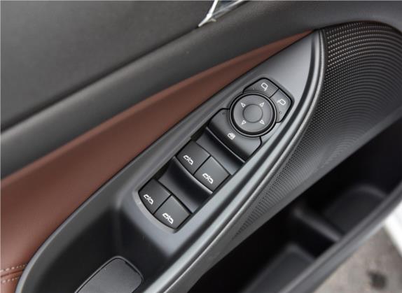 别克GL6 2018款 18T 5座豪华型 车厢座椅   门窗控制