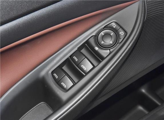 别克GL6 2019款 18T 6座互联尊贵型 国V 车厢座椅   门窗控制