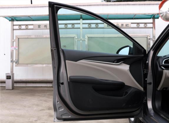 阅朗 2018款 15T 手动精英型 车厢座椅   前门板