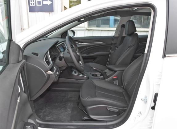 阅朗 2019款 18T 自动互联精英型 国V 车厢座椅   前排空间