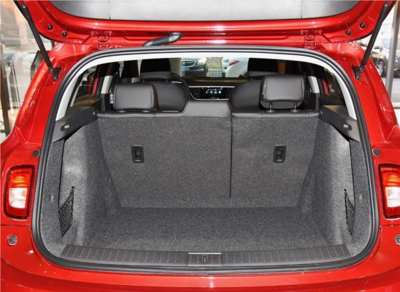 阅朗 2019款 18T 自动互联精英型 国VI 车厢座椅   后备厢