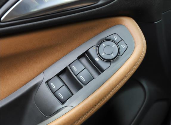 昂科拉GX 2020款 20T 自动四驱全能旗舰型 车厢座椅   门窗控制