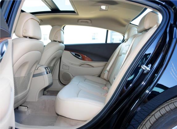 君越 2012款 2.4L SIDI雅致版 车厢座椅   后排空间