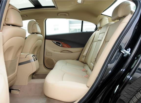 君越 2012款 2.4L SIDI豪雅版 车厢座椅   后排空间