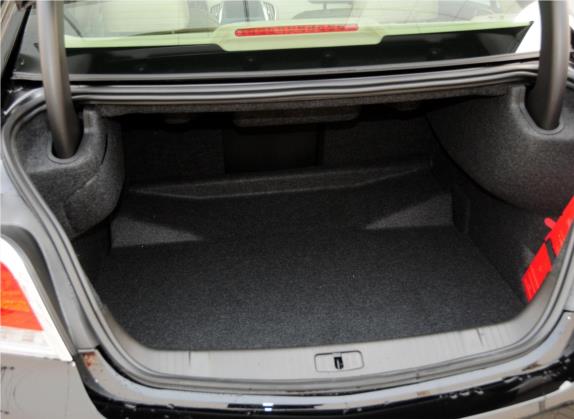 君越 2012款 2.4L SIDI豪华版 车厢座椅   后备厢