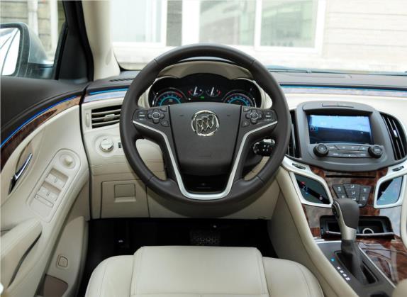 君越 2013款 eAssist 2.4L节能舒适型 中控类   驾驶位