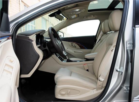 君越 2013款 eAssist 2.4L节能舒适型 车厢座椅   前排空间