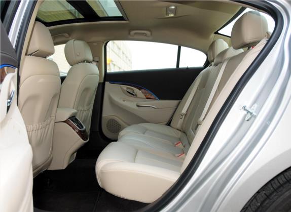 君越 2013款 eAssist 2.4L节能舒适型 车厢座椅   后排空间