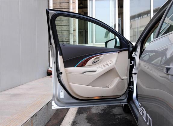 君越 2013款 eAssist 2.4L节能舒适型 车厢座椅   前门板