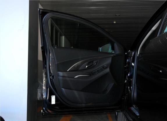 君越 2013款 2.0T SIDI 精英技术型 车厢座椅   前门板
