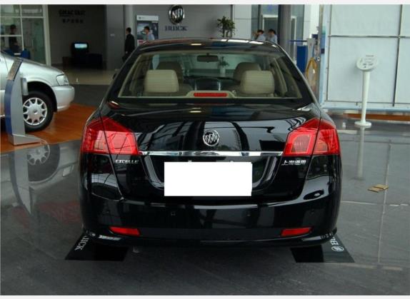 凯越 2008款 1.6LE-AT 外观   正后