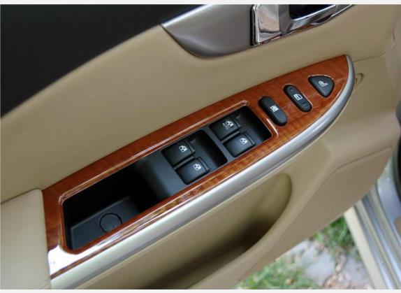 凯越 2008款 1.6LE-ATNavi 车厢座椅   门窗控制