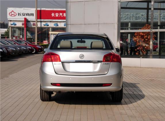 凯越 2011款 1.6LE-MT 外观   正后