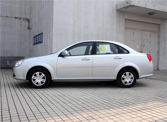 凯越 2013款 1.5L 手动经典型 外观   正侧