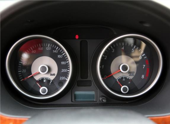 凯越 2013款 1.5L 自动尊享型 中控类   仪表盘