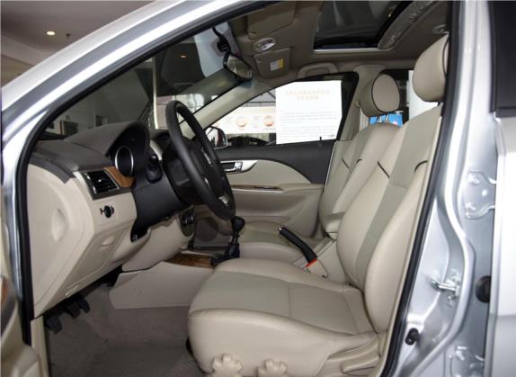 凯越 2015款 1.5L 手动经典型 车厢座椅   前排空间