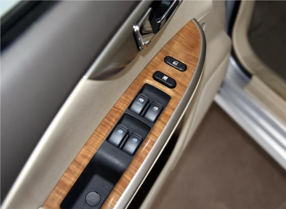 凯越 2015款 1.5L 手动经典型 车厢座椅   门窗控制