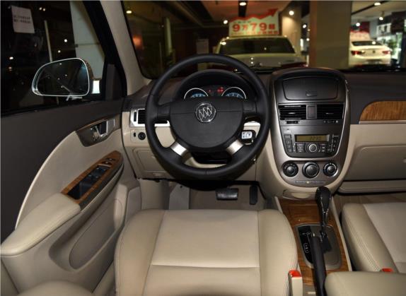 凯越 2015款 1.5L 自动尊享型 中控类   驾驶位