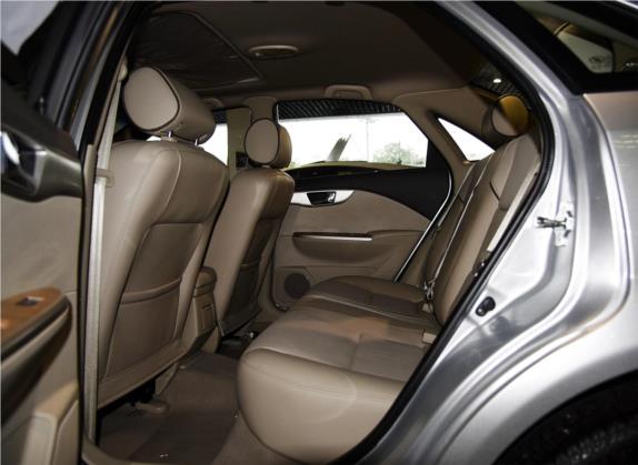 凯越 2015款 1.5L 自动尊享型 车厢座椅   后排空间