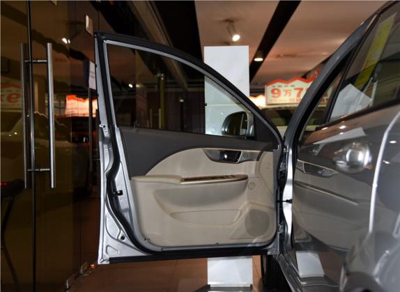 凯越 2015款 1.5L 自动尊享型 车厢座椅   前门板
