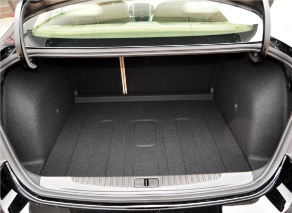 英朗 2011款 GT 1.8L 自动时尚版真皮款 车厢座椅   后备厢