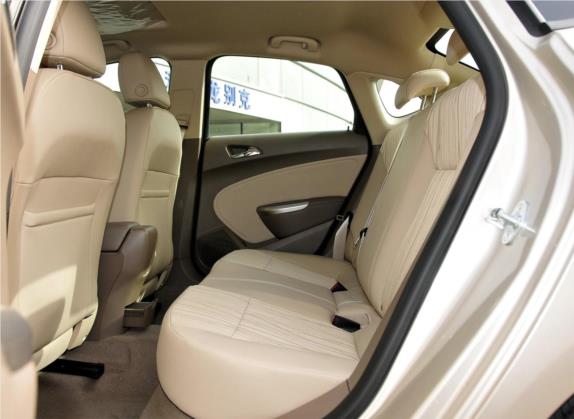 英朗 2012款 GT 1.6L 手动舒适版 车厢座椅   后排空间