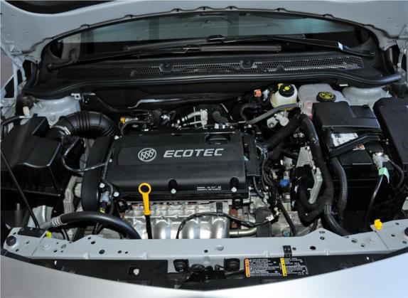 英朗 2013款 XT 1.6L 手动舒适版 其他细节类   发动机舱