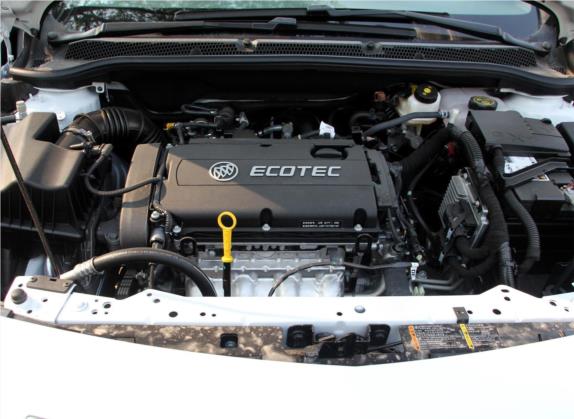 英朗 2013款 XT 1.6L 自动舒适版 其他细节类   发动机舱