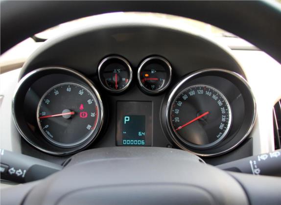 英朗 2013款 GT 1.6L 自动舒适版 中控类   仪表盘