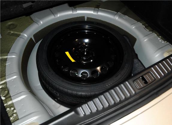 英朗 2013款 GT 1.8L 自动时尚版 其他细节类   备胎