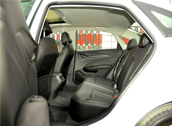 英朗 2015款 15N 自动豪华型 车厢座椅   后排空间