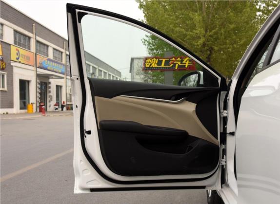 英朗 2016款 15N 自动进取型 车厢座椅   前门板