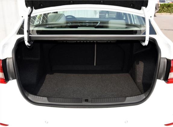 英朗 2016款 18T 双离合精英型 车厢座椅   后备厢