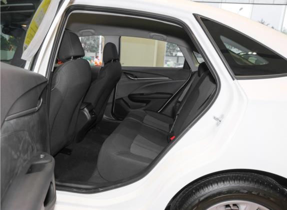 英朗 2021款 改款 1.3T 自动轻混动进取型 车厢座椅   后排空间