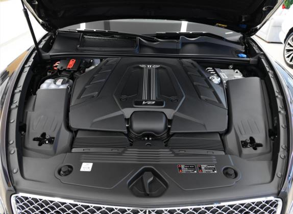 添越 2022款 4.0T V8 其他细节类   发动机舱