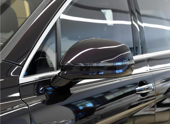 添越 2022款 4.0T V8 外观细节类   外后视镜