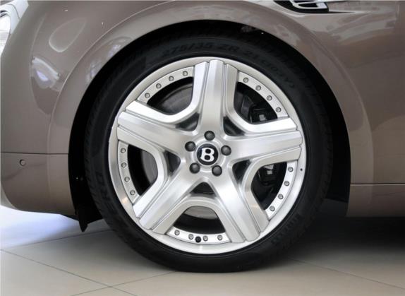 飞驰 2013款 6.0T W12 Mulliner 其他细节类   前轮