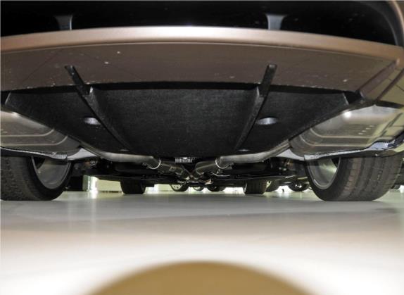 飞驰 2013款 6.0T W12 Mulliner 其他细节类   后悬架