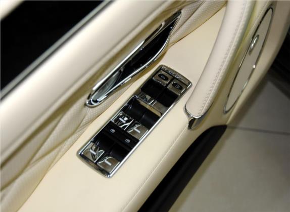 飞驰 2013款 6.0T W12 Mulliner 车厢座椅   门窗控制