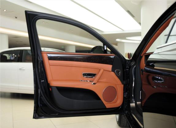 飞驰 2014款 4.0T V8 尊贵版 车厢座椅   前门板