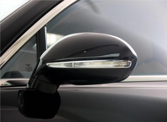 飞驰 2014款 4.0T V8 尊贵版 外观细节类   外后视镜