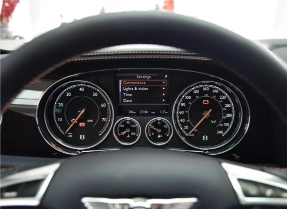 飞驰 2015款 4.0T V8 标准版 中控类   仪表盘